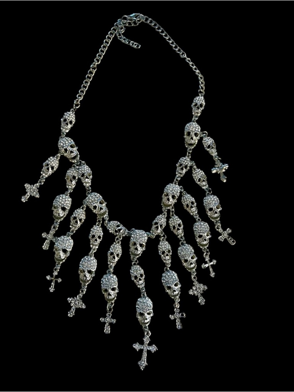 Gorgeous skull statement necklace